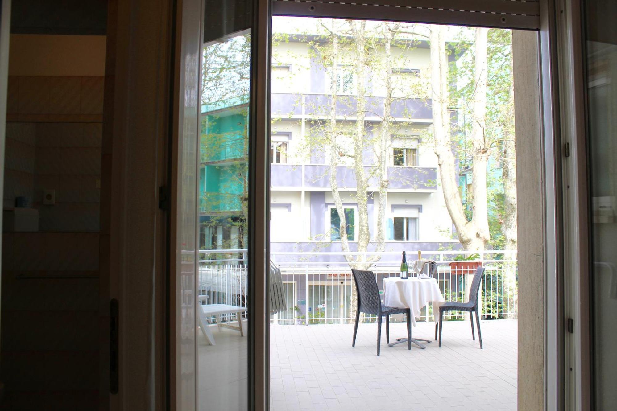 Blue Loft Hotel Чезенатіко Екстер'єр фото