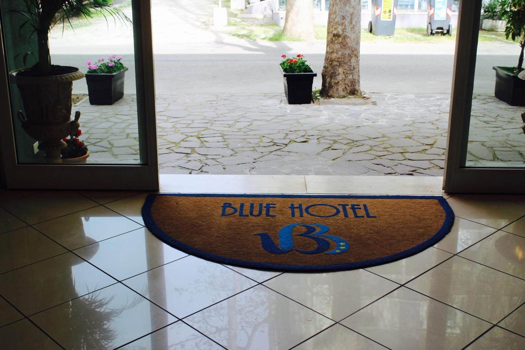 Blue Loft Hotel Чезенатіко Екстер'єр фото