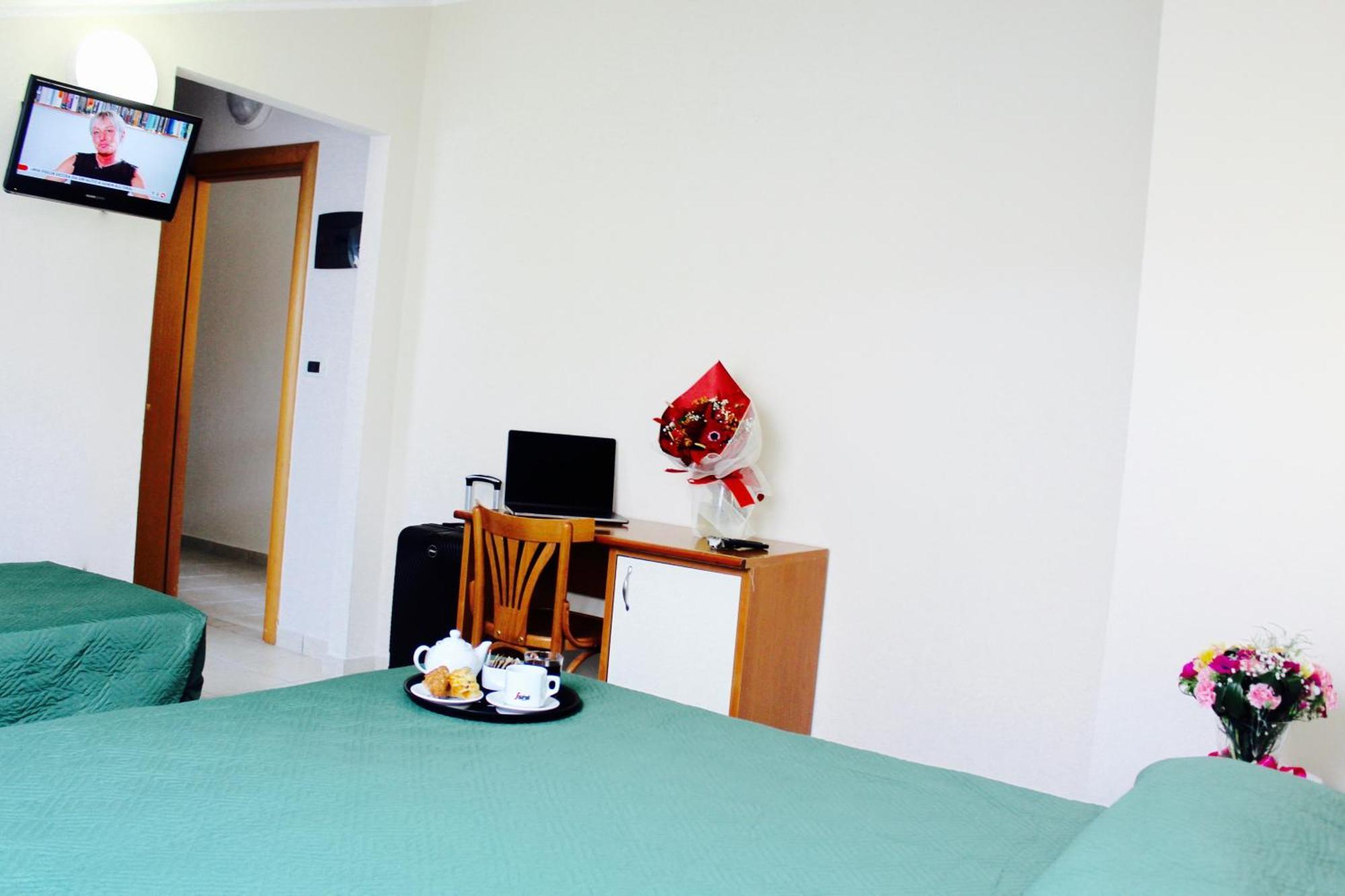Blue Loft Hotel Чезенатіко Екстер'єр фото